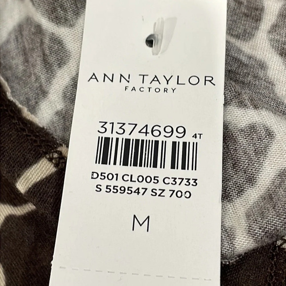 NWT Ann Taylor Factory Giraffe Animal Print Ruffled Cap Sleeve Peplum Top M - Picture 14 of 14